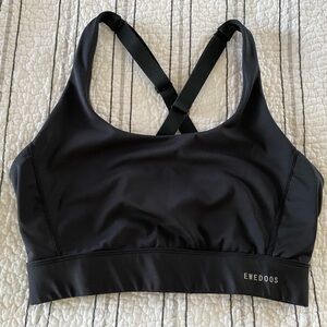Ewedoos black sports bra medium
